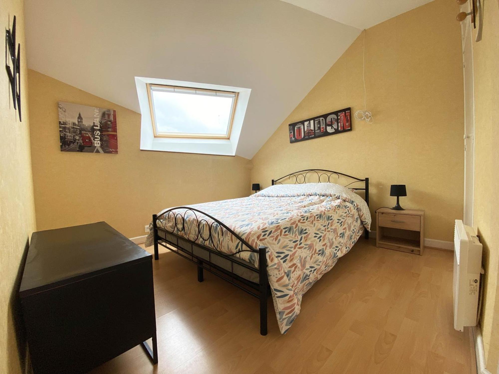 Appartement Tout Confort En Centre-Ville Cosne-Cours-Sur-Loire Bagian luar foto